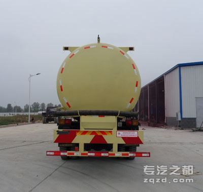 楚胜牌CSC5162GFL3型粉粒物料运输车-后部图片