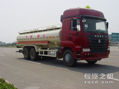 五岳牌TAZ5253GYYA型运油车-图片1