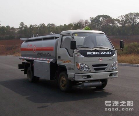 福田牌BJ5122GYY-F1型运油车-图片1