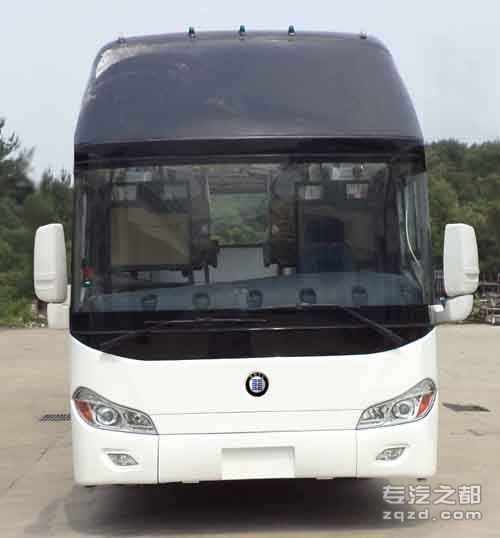 楚风牌HQG6121CL4N型旅游客车-图片2