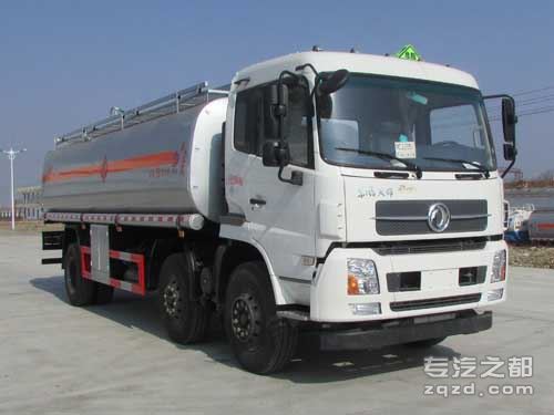 楚胜牌CSC5250GYYDBA型运油车-图片1