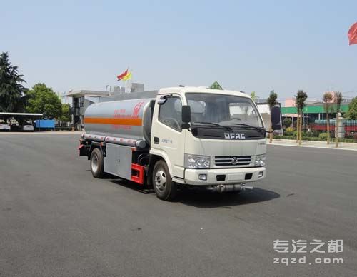华威驰乐牌SGZ5071GJYDFA4型加油车-图片1