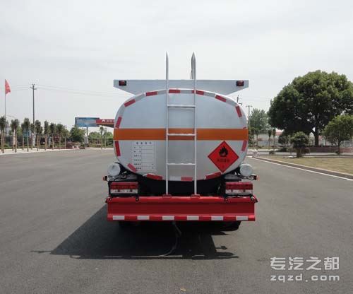 华威驰乐牌SGZ5071GJYDFA4型加油车-后部图片