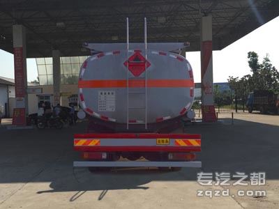 程力威牌CLW5311GYYB5型运油车-后部图片