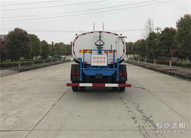 东风牌EQ5168GSSLV4型洒水车-后部图片