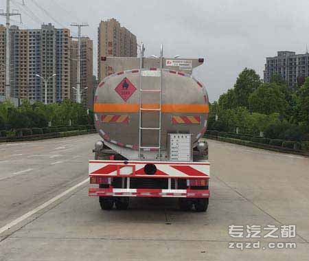 楚飞牌CLQ5254GYY5LZA型铝合金运油车-后部图片