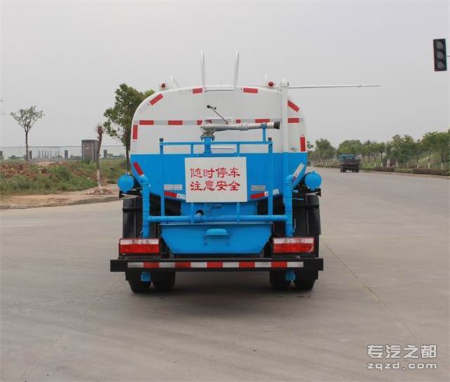 东风牌EQ5110GSS11N3AC型洒水车-后部图片