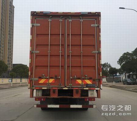 东风牌DFH5180XYKBX3A型翼开启厢式车-后部图片