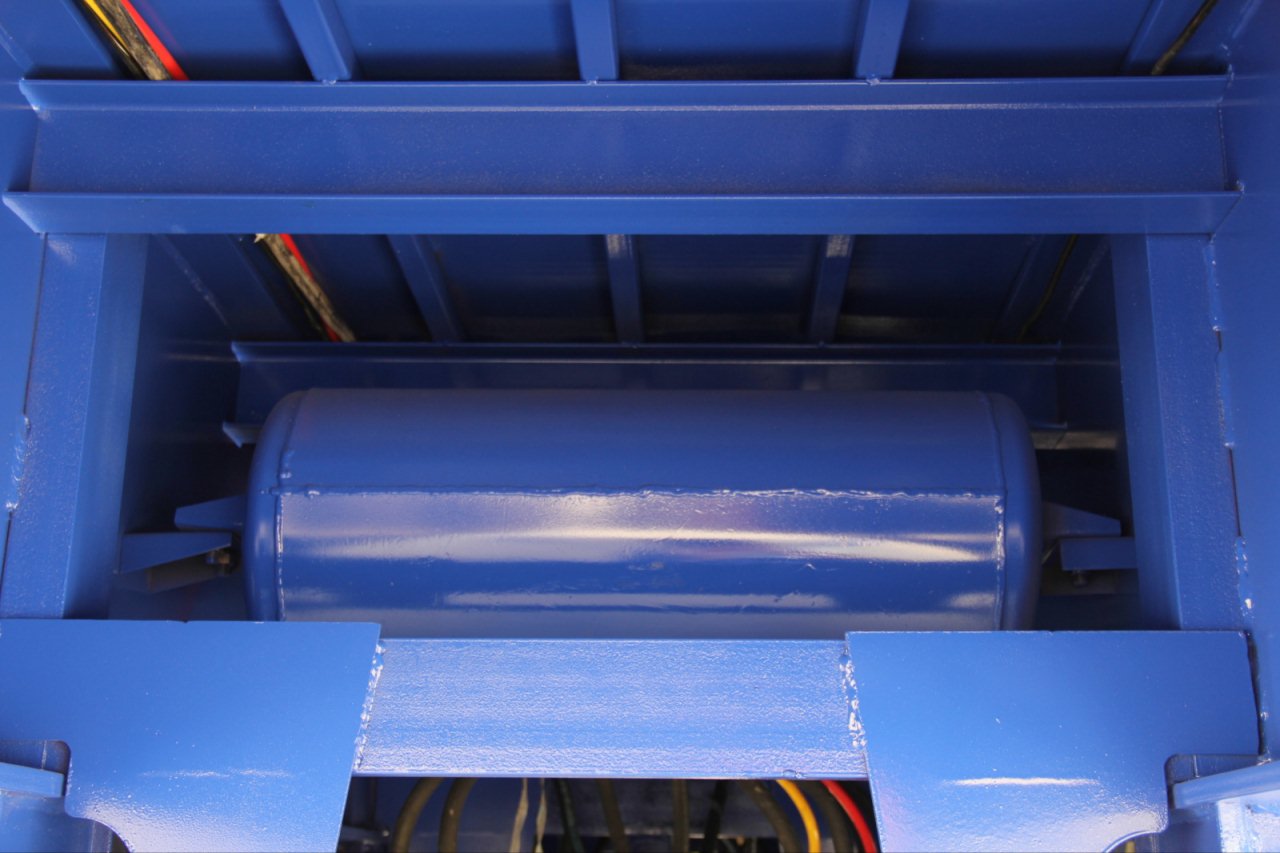 华威三轴集装箱平板运输车（蓝）