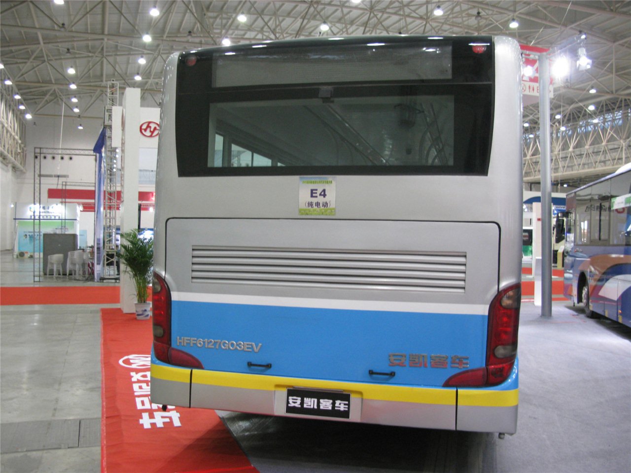 第二届中国国际商用车展览车型：安凯客车（纯电动）