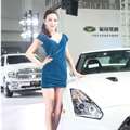 2013重庆国际车展美女车模一展打尽 第17张照片
