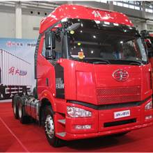 第二届中国国际商用车展览车型：解放J6牵引车