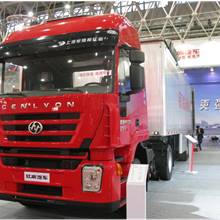 第二届中国国际商用车展览车型：红岩杰狮牵引车
