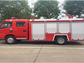 JDF5080GXFSG30/A型水罐消防车DF5080GXFSG30/A型水罐消防车