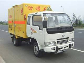 供应东风福瑞卡5032爆破器材运输车