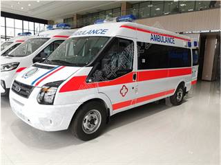 全顺V348国六长轴高顶重症监护型救护车