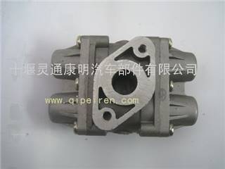 供应四回路保护阀 3515Z01-011C东风天龙/大力神(大接口)（Four circuit protection valve