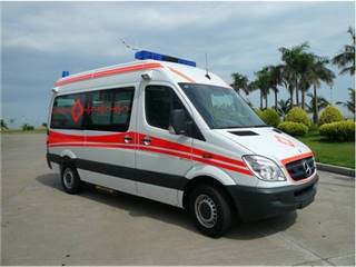 供应奔驰Sprinter324监护型救护车