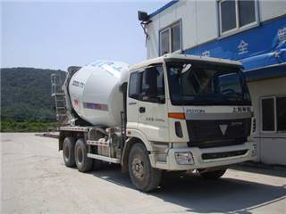 华建牌HDJ5251GJBAU型混凝土搅拌运输车