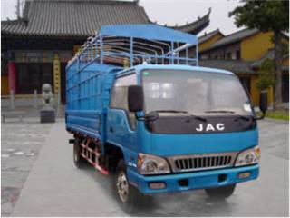 江淮牌HFC5045CCYK103型仓栅式运输车