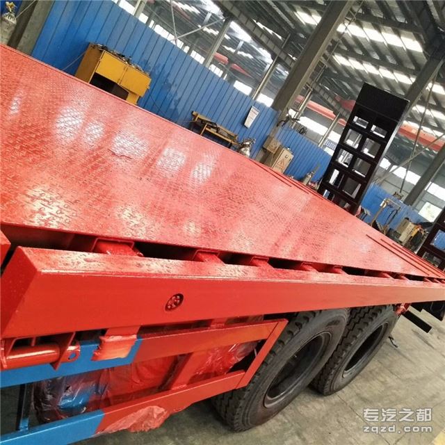 程力东风特商后八轮平板拖车 挖机平板拖车 可拉25吨以下拖车 会国可分期