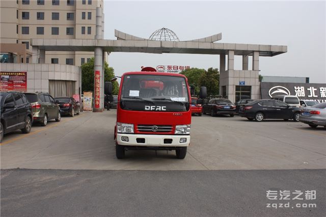 新东日专汽  东风双排3.5吨消防洒水车厂家直销  消防洒水车报价