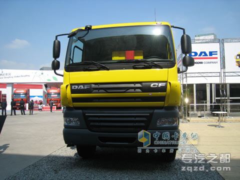 东欧卡车品牌Tatra推出全新一代凤凰工程卡车
