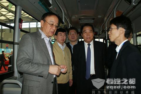 中通新能源客车星耀中国国际工业博览会