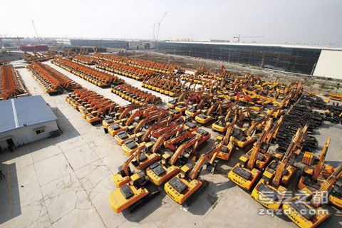 2012年福建省挖掘机产量降幅超50%