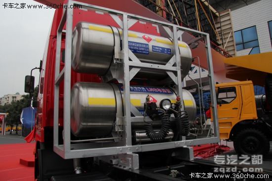 官方报价38.18万 杰狮LNG天然气车发布