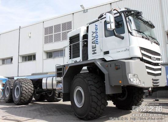 巨无霸 Paul80 570重型沙漠卡车实拍