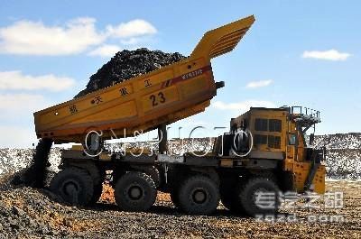 已交付用户 我国研发220吨重型矿用自卸车