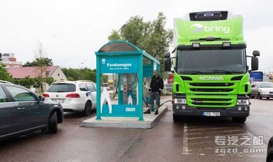 斯堪尼亚首台满足欧六LNG卡车英国交付