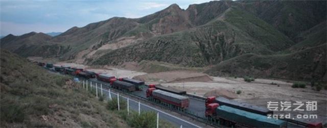 京藏高速已经堵了整整5天 车流长54公里