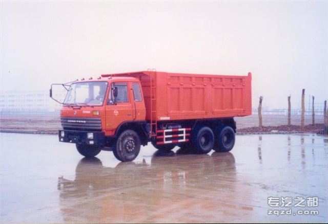 楚星牌WHZ3200型自卸汽车