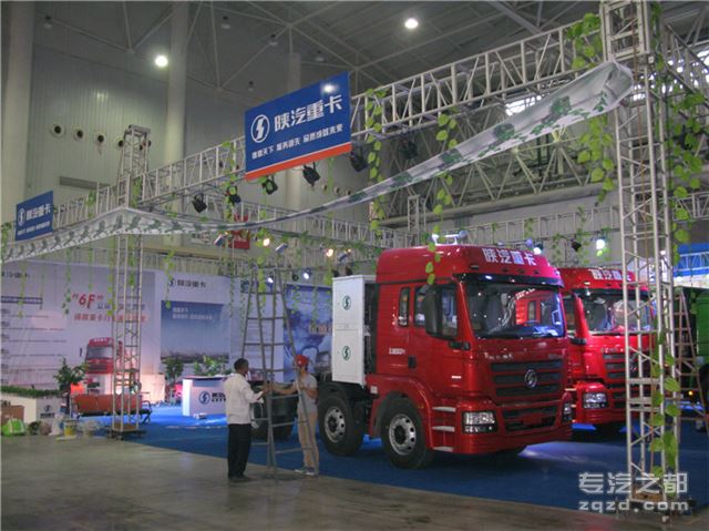 图片报道：中国国际商用车展览布展系列之B1馆