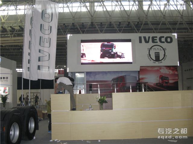 图片报道：中国国际商用车展览布展系列之B2馆