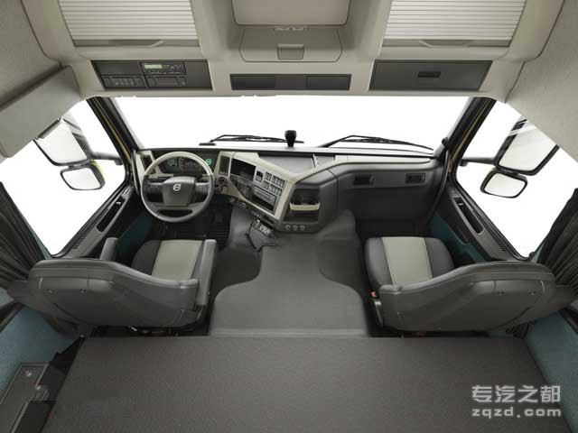 安全舒适  沃尔沃新FM卡车驾驶室