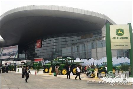 约翰迪尔参展2014中国国际农业机械展览会