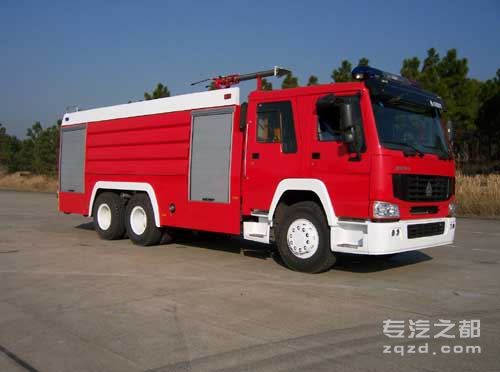 通华牌THT5290GXFPM130型泡沫消防车