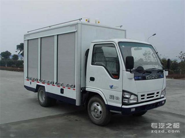 华东牌CSZ5050TQC型抢险器材车