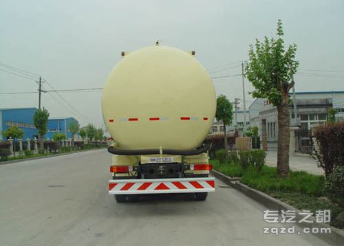 楚星牌WHZ5310GFLC型粉粒物料运输车