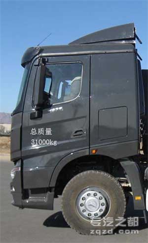 楚星牌WHZ5310GFLND型低密度粉粒物料运输车