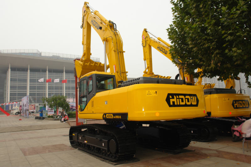 中国重汽HW130-8/HW360-8挖掘机